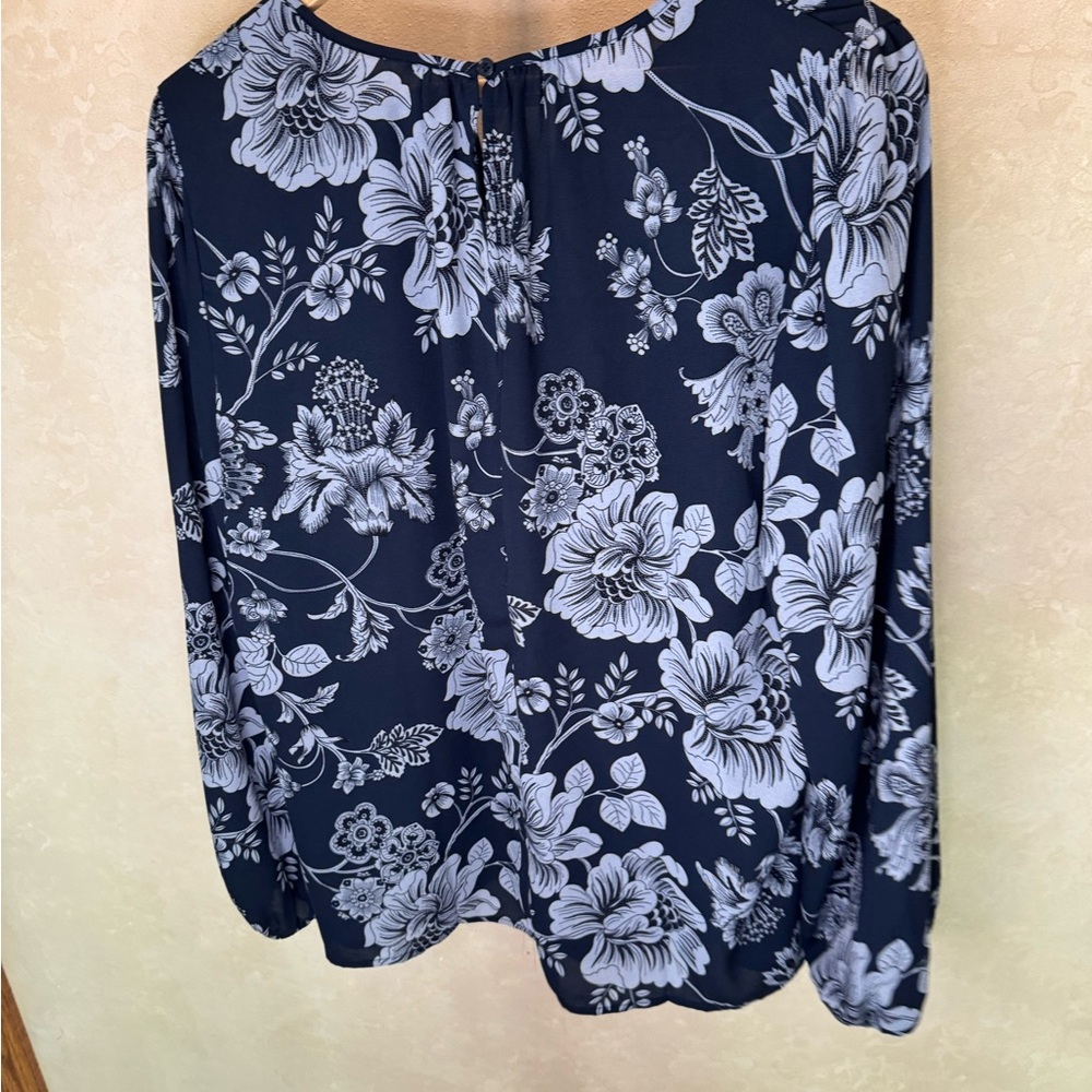 Maurices Navy and White Floral Long-Sleeve Tunic - Picture 5 of 6